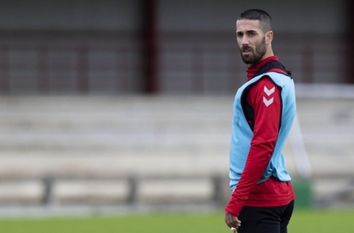 Lillo dice que en Extremadura deben «ir a por todas desde el minuto uno». (OSASUNA)