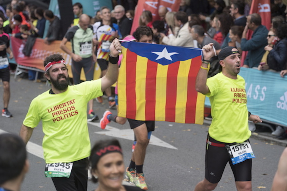 Kataluniako preso politikoen askatasuna aldarri. (Juan Carlos RUIZ/FOKU)