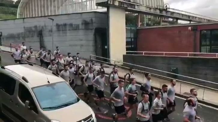 Militares por las calles de Astigarraga.