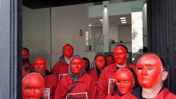 Lan heriotzak salatzeko Lan Ikuskaritzan LABek egin zuen protesta. (@LABNafarroa)