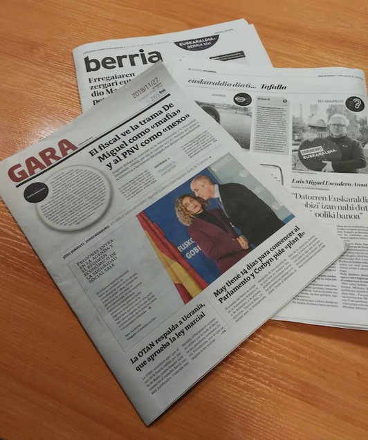 Euskaraldiaren isla hainbat egunkaritan. (@MartxeloDiaz)