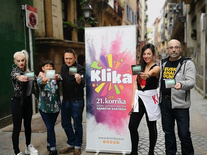 Gaurko agerraldiaren irudia (@aek)