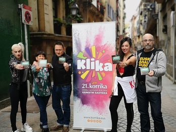 Gaurko agerraldiaren irudia (@aek)