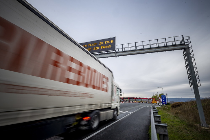 Gauerditik doakoa da AP-1 autobidea, Armiñon eta Burgos artean. (Jaizki FONTANEDA/FOKU)
