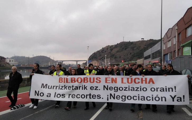Manifestación realizada el miércoles pasado por los y las trabajadoras desde las cocheras de Elorrieta.
