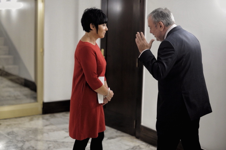 Maddalen Iriarte y Pedro Azpiazu, esta mañana. (FOKU)