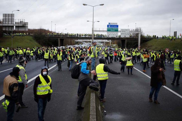 Protesta de los «chalecos amarillos» cerca de Caen. (Charly TRIBALLEAU/AFP)