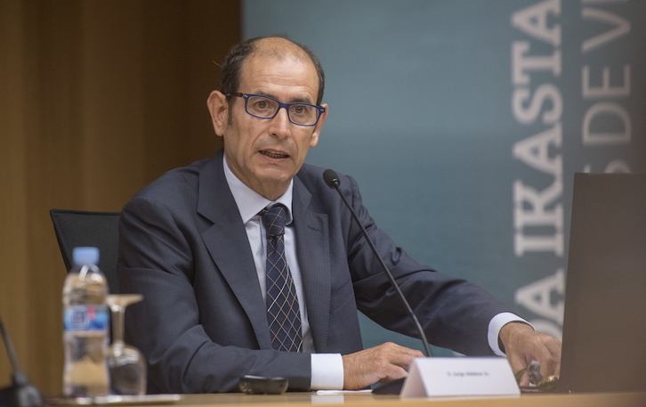 El ya exjefe de la Ertzaintza, Jorge Aldekoa, en un curso de verano sobre la tortura. (Andoni CANELLADA/FOKU)