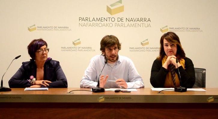 Tere Sáez, Mukel Buil y Ainhoa Aznárez, expulsados del grupo parlamentario. (@Podemosnavarra)