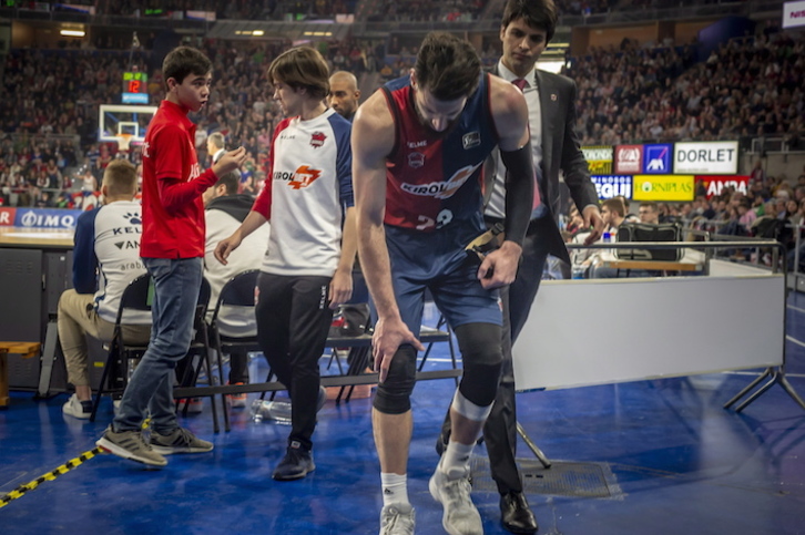 Tornike Shengelia se lesionó en el partido contra el Real Madrid. (Jaizki FONTANEDA/FOKU)
