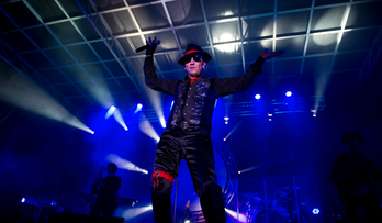 Francis Diez, cantante de Doctor Deseo, durante un concierto. (Juan Carlos RUIZ/FOKU).