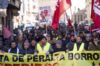 Manifestación este viernes en las calles de Azkoien. (Iñigo URIZ / FOKU)