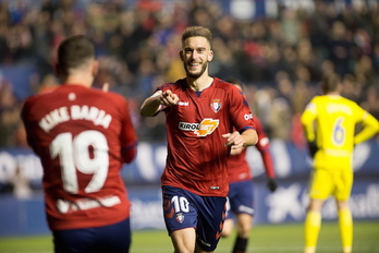 Roberto Torres, uno de los goleadores del partido. (Iñigo URIZ/FOKU)