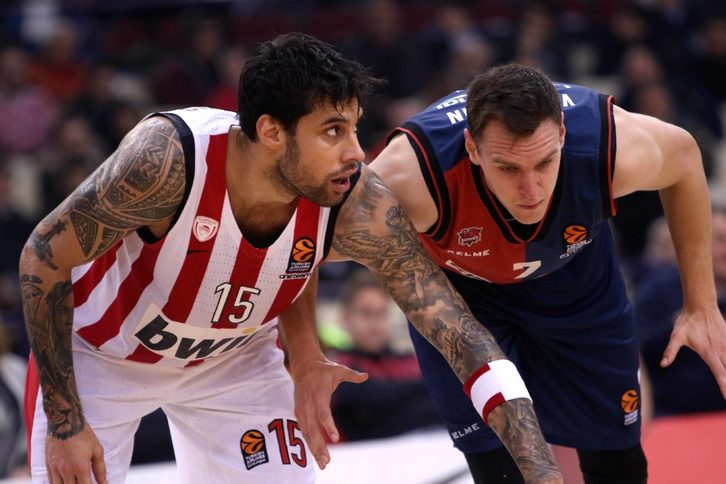 Un lance el encuentro entre Olympiacos y Baskonia. (BASKONIA)