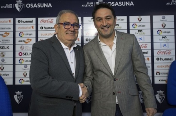 Sabalza y Braulio, que ha renovado con el club rojillo. (OSASUNA)