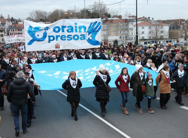 9.000 personas se manifestaron en Baiona en enero. (Bob EDME)