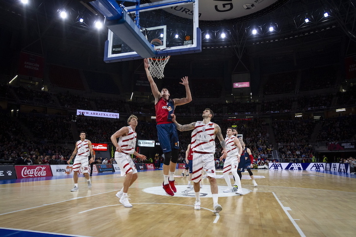 Canasta de Baskonia. (Endika PORTILLO / FOKU)