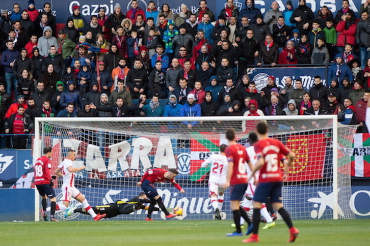 Osasuna suma una nueva victoria en El Sadar. (Iñigo URIZ/FOKU)