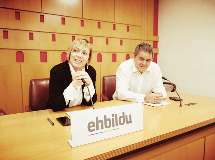 Rueda de prensa ofrecida hoy en Gasteiz. (EH BILDU)