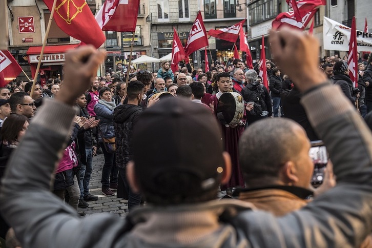 La marcha ha concluido en la Plaza del Ayuntamiento de Iruñea. (Jagoba MANTEROLA/FOKU)