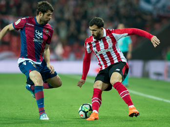 Balenziaga en el partido contra el Levante de la pasada temporada. (Monika DEL VALLE/FOKU).