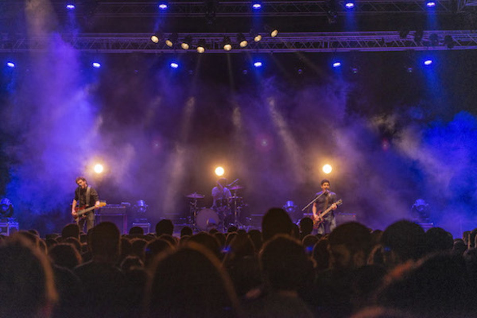 Willis Drummond oholtza gainera igo zen Diabolo Kiwi taldearen ondotik. ©Guillaume Fauveau 