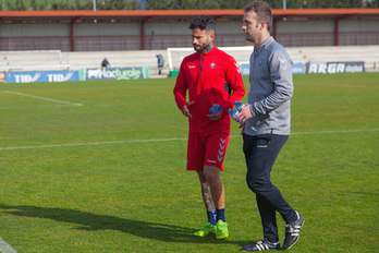 Rubén García, tras realizar carrera continua en Tajonar. (Natxo MATXIN)