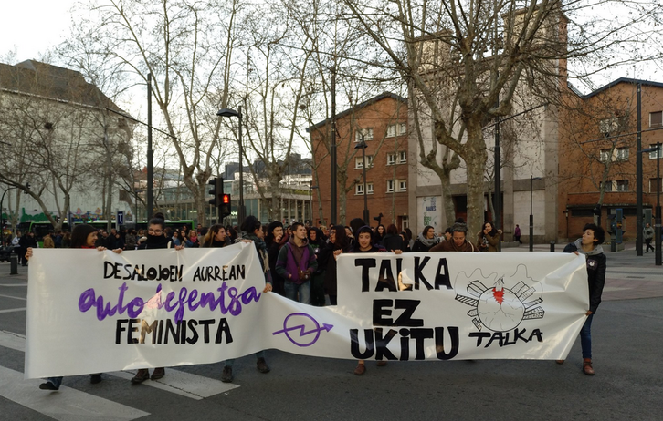 Manifestación del movimiento feminista en Gasteiz. (@TalkaGasteiz)