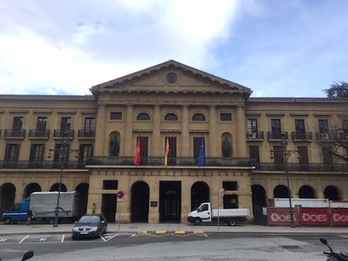 Avanza la ley navarra que impulsa un nuevo marco de relación con la Administración.