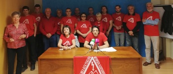 Comparecencia de la plataforma, hoy en Iruñea. 