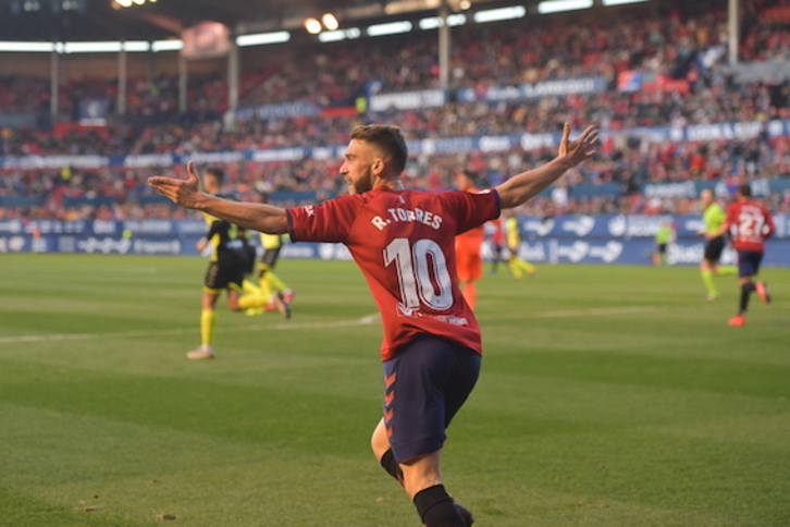 Roberto Torres suma ya diez goles en Liga. (Idoia ZABALETA/FOKU)