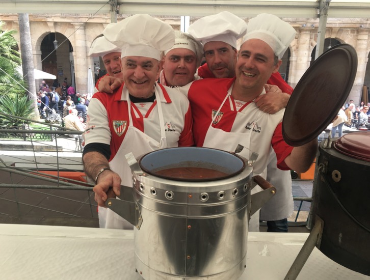 Indaba lehiaketa plaza Barrian. (Bilboko Konpartsak)