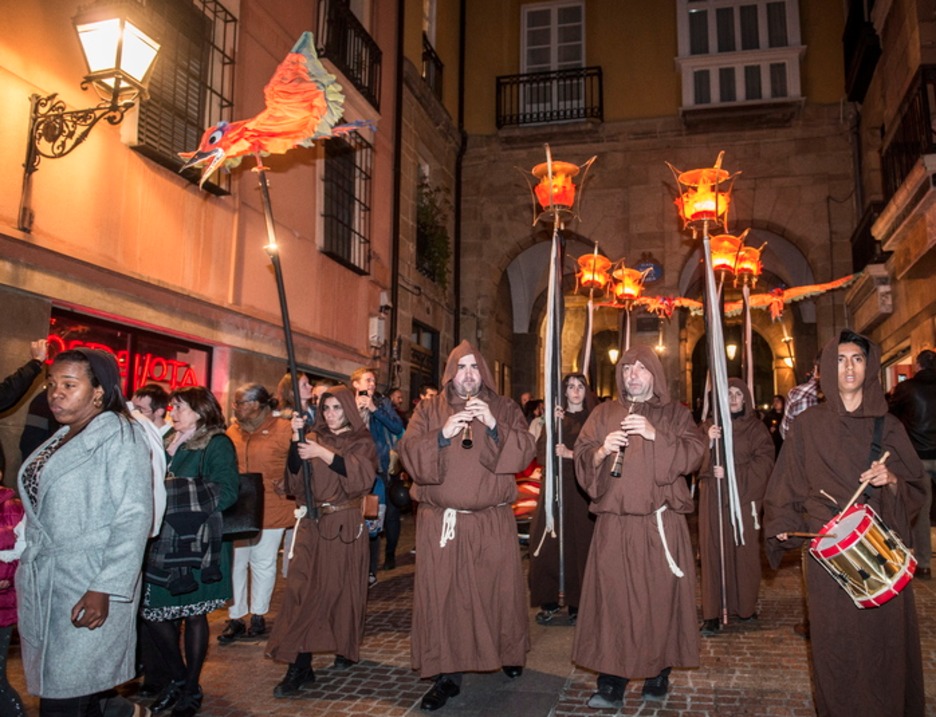 Sardina Plaza Berritik ateratzen. (Marisol RAMIREZ/FOKU).