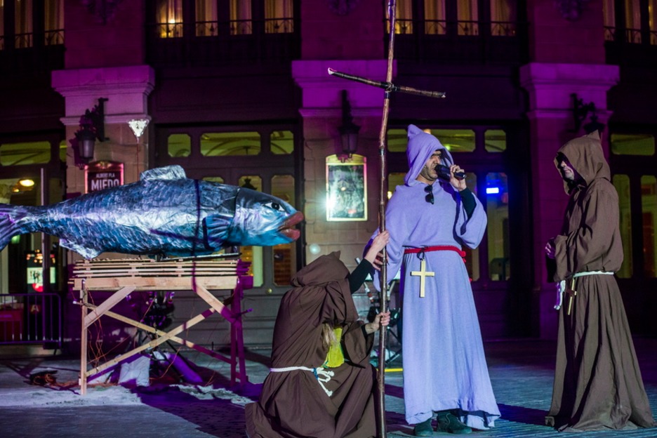 Sardina Arriaga Plazara heltzen. (Marisol RAMIREZ/FOKU).