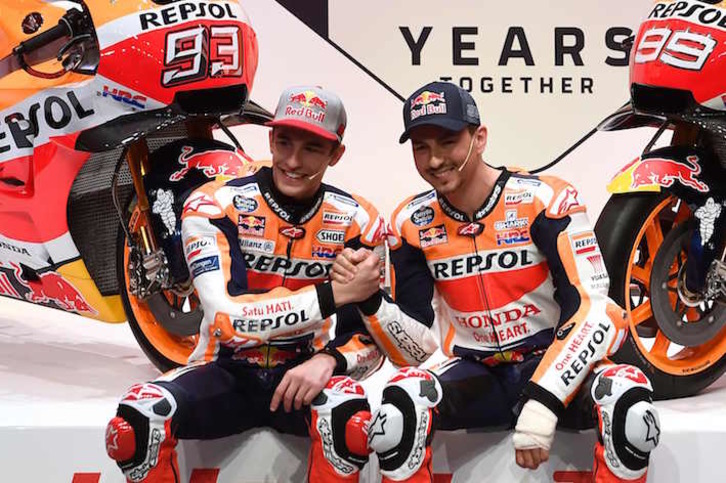 Márquez y Lorenzo, durante la presentación de Repsol Honda 2019 (P.P. MARCOU/AFP)