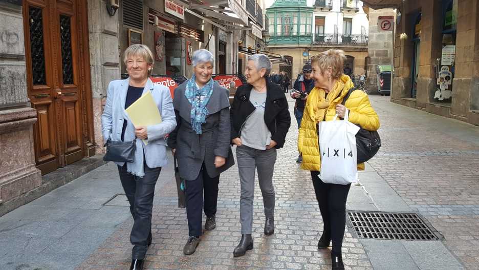 190308 irratia m8 kateak hausten Oneka