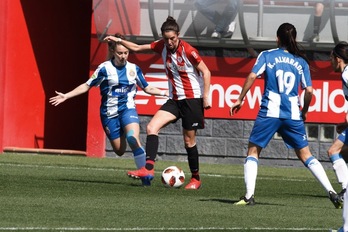 Nekane, en un momento del partido.  ATHLETIC CLUB