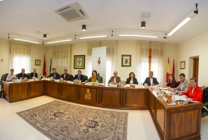 La Mesa y Junta de Portavoces de la Cámara se ha reunido en Castejon. (PARLAMENTO DE NAFARROA)