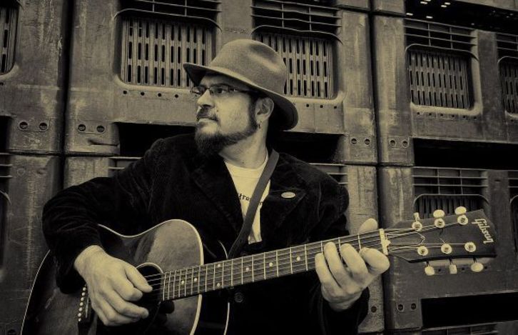 Petti actuará en el ciclo Kantu eta Hitza de Iruñea.