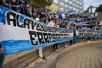 Miembros de Iraultza, en una protesta anterior por similar motivo. (Juanan RUIZ | FOKU)