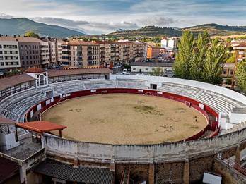 Plaza de toros de Lizarra. (Alkatetza-Alcaldía. Estella-Lizarra)