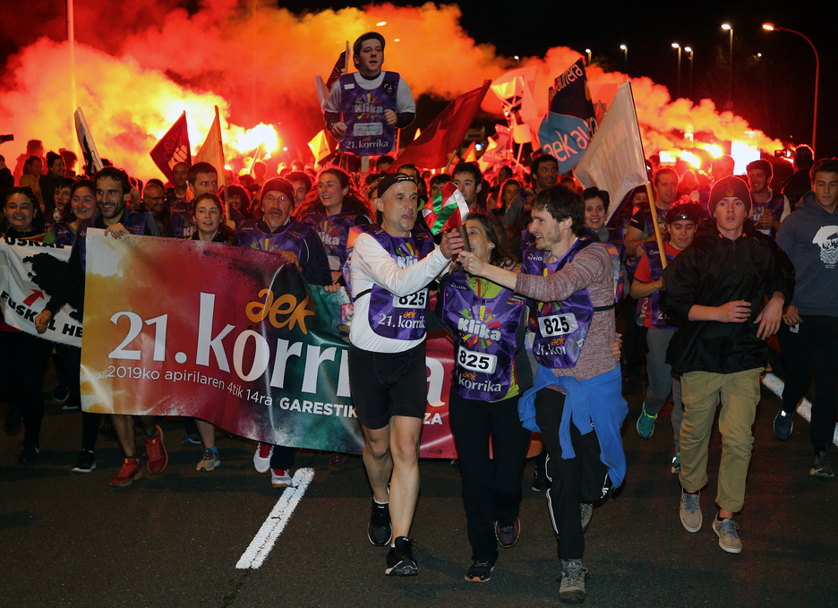 La Korrika est passée de nuit par le Labourd. © Bob Edme