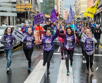 Korrika Bizkaian dabil gaur. Irudian, Basauri. (Marisol RAMIREZ / FOKU)