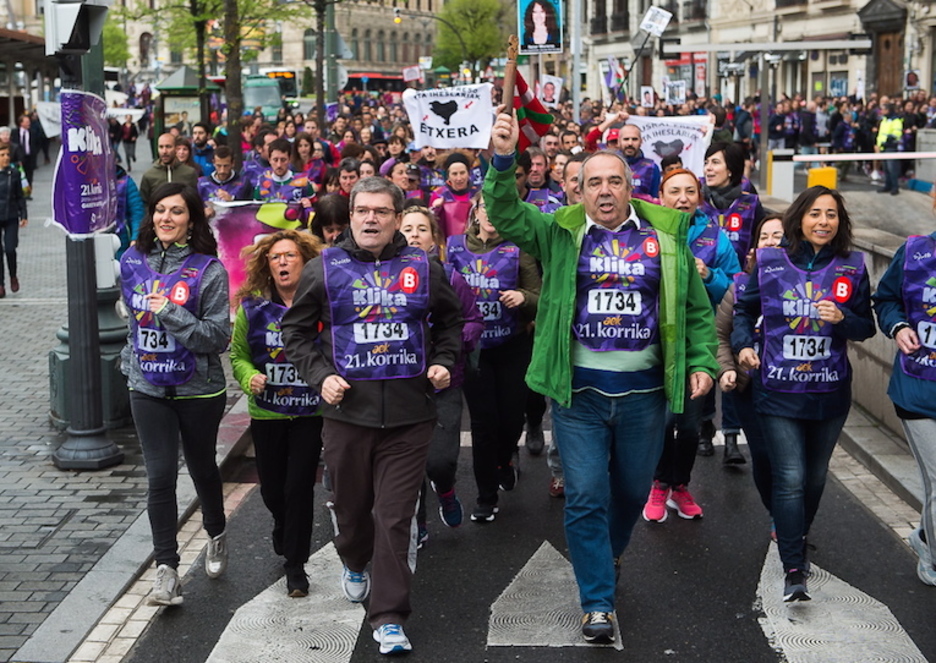 La corporación municipal, con el alcalde al frente. (Luis JAUREGIALTZO / FOKU) La corporación municipal, con el alcalde al frente. (Luis JAUREGIALTZO / FOKU)