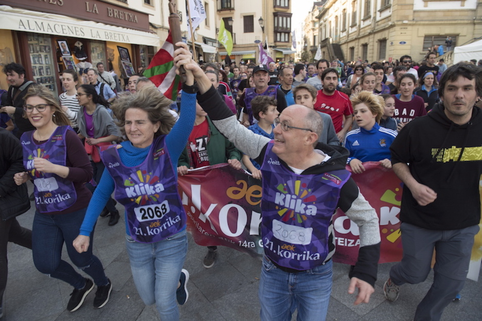 Candidatos de EH BIldu, Reyes Karrere al Ayuntamiento y Juan Karlos Izagirre a la Diputación. (Juan Carlos RUIZ / FOKU) Candidatos de EH BIldu, Reyes Karrere al Ayuntamiento y Juan Karlos Izagirre a la Diputación. (Juan Carlos RUIZ / FOKU)