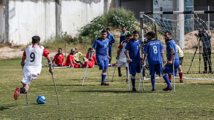 Un momento del encuentro jugado hoy en Gaza. (Mahmud HAMS/AFP)