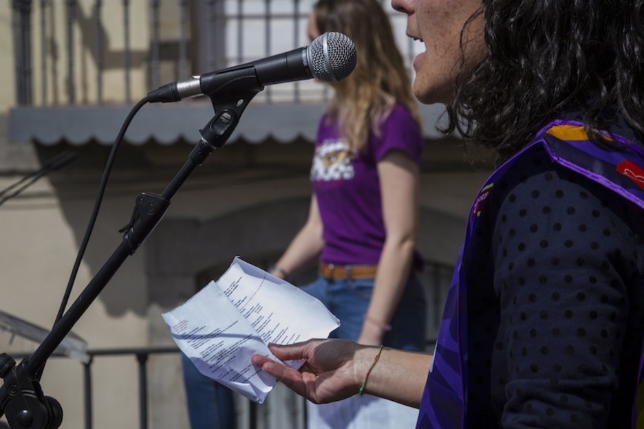 «Euskarak behar du herri honen sistema eragilean», aldarrikatu du Maialen Lujanbiok. Endika PORTILLO | FOKU «Euskarak behar du herri honen sistema eragilean», aldarrikatu du Maialen Lujanbiok. Endika PORTILLO | FOKU