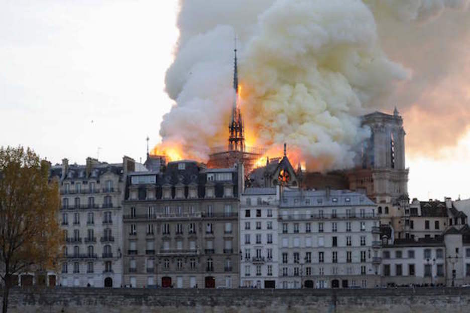 Arde la catedral de Notre Dame en París. (Francois GUILLOT/AFP) Arde la catedral de Notre Dame en París. (Francois GUILLOT/AFP)