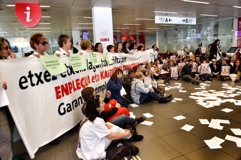 Sektoreko langileek elkarretaratzea egin dute Bilbon.(FOKU)