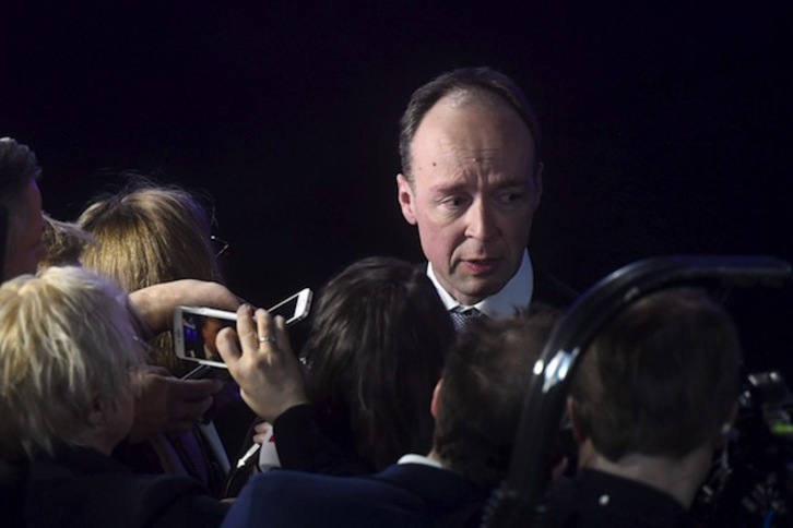 Querían votar a su líder, Jussi Halla-aho, y votaron comunita (Vesa MOILANEN/AFP)